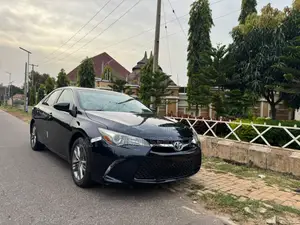 Toyota Camry 2016 Blue