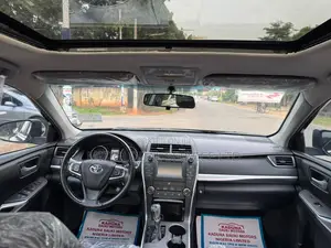 Toyota Camry 2016 Blue