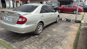 Toyota Camry 2004 Silver