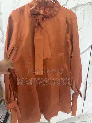 Knee-Lengh Fabric Dress