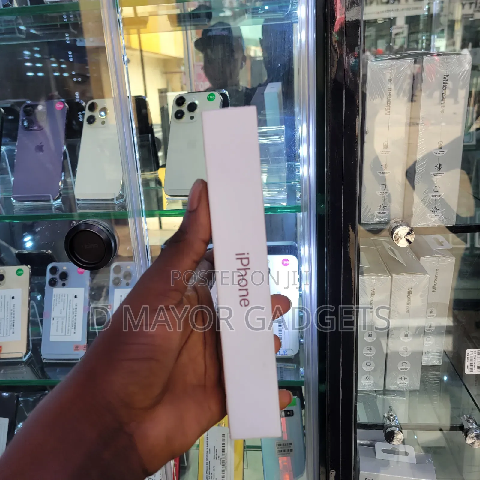 New Apple iPhone 18 Pro Max 256 GB Red