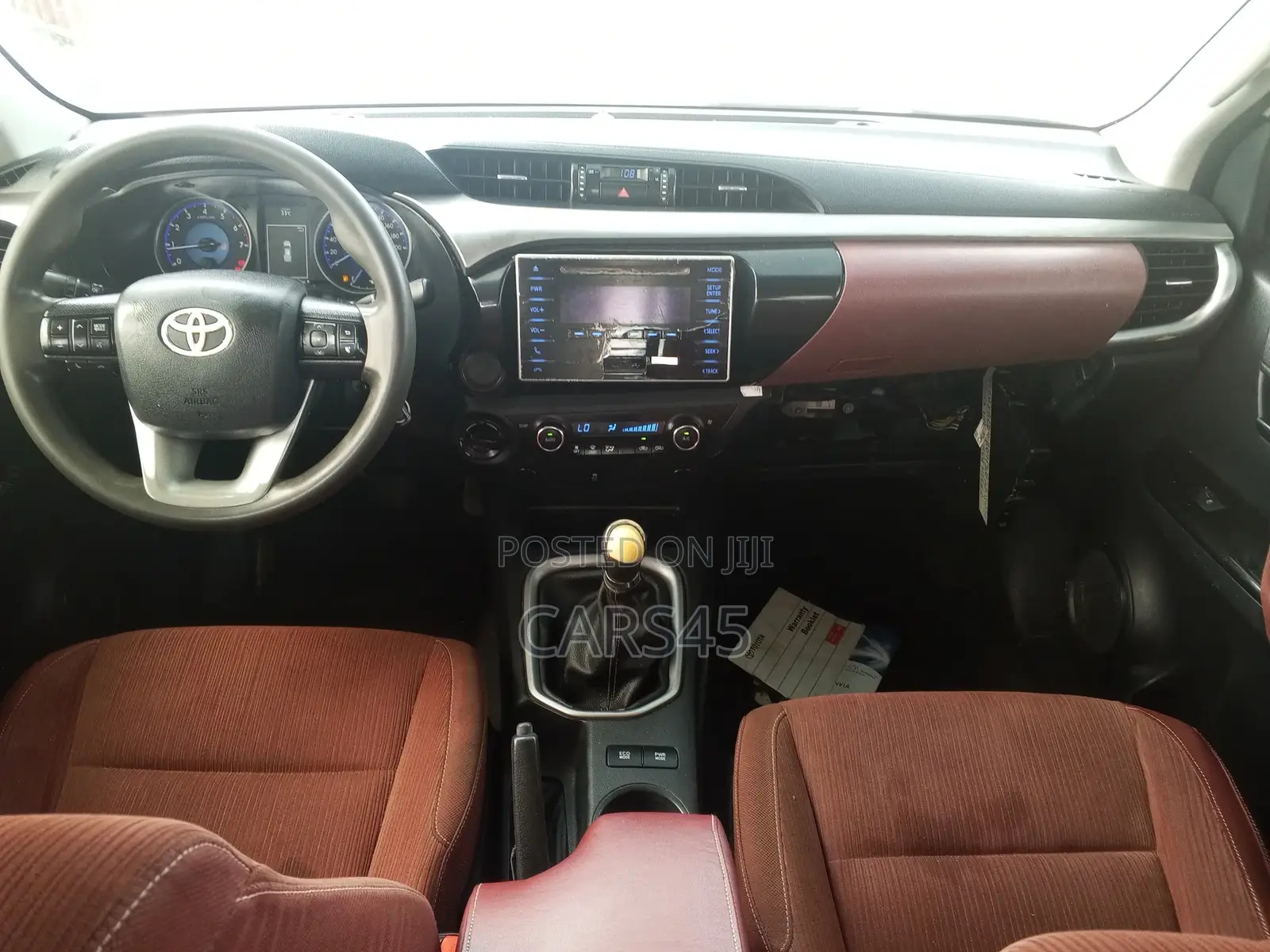 Toyota Hilux 2017 White