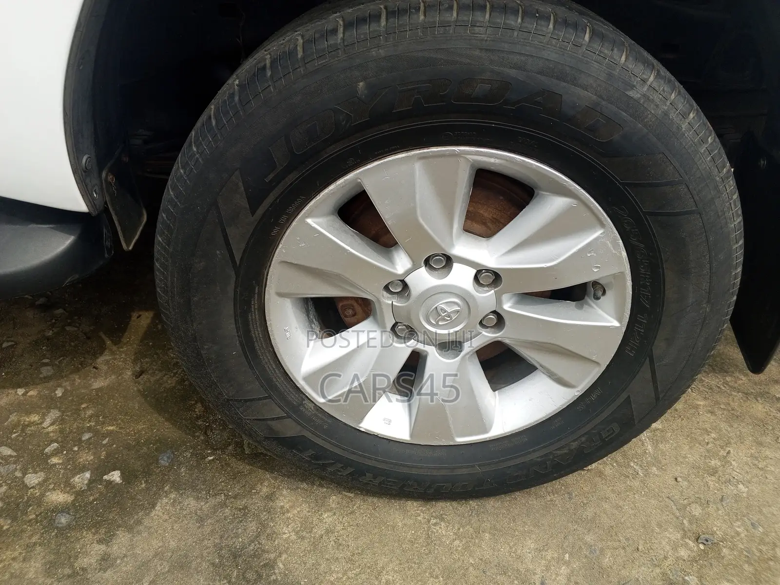 Toyota Hilux 2017 White