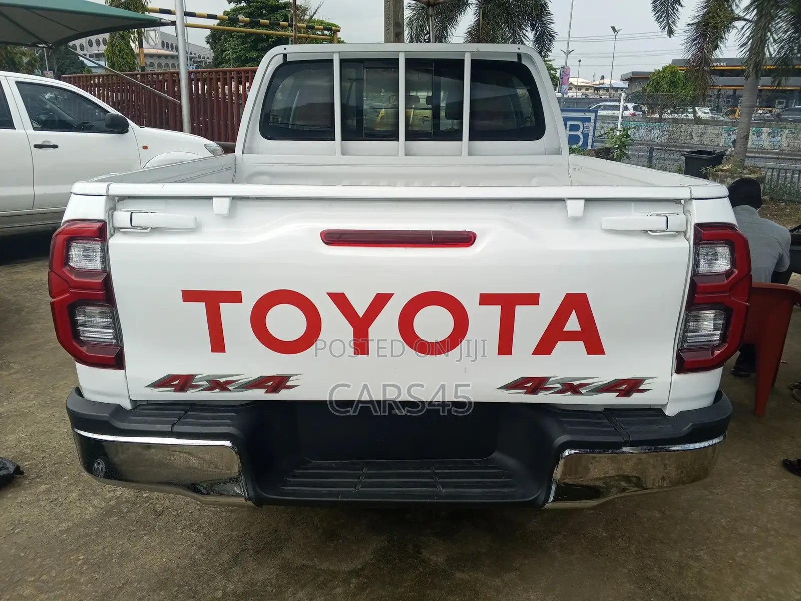 Toyota Hilux 2017 White