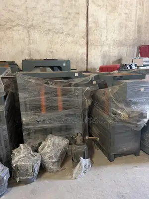 Brand New 40Ton Hydraulic Baling Machine