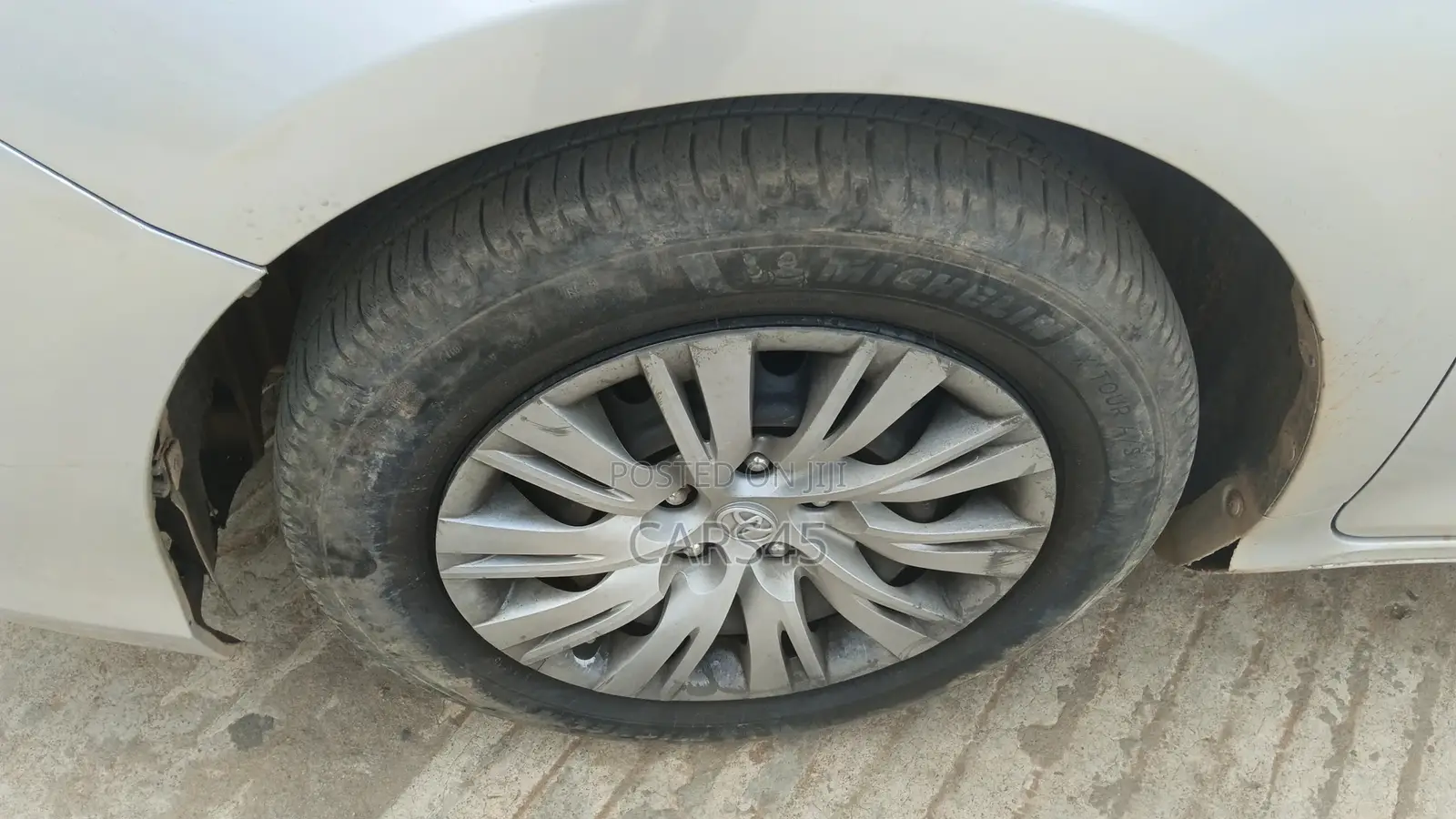 Toyota Camry 2012 Silver