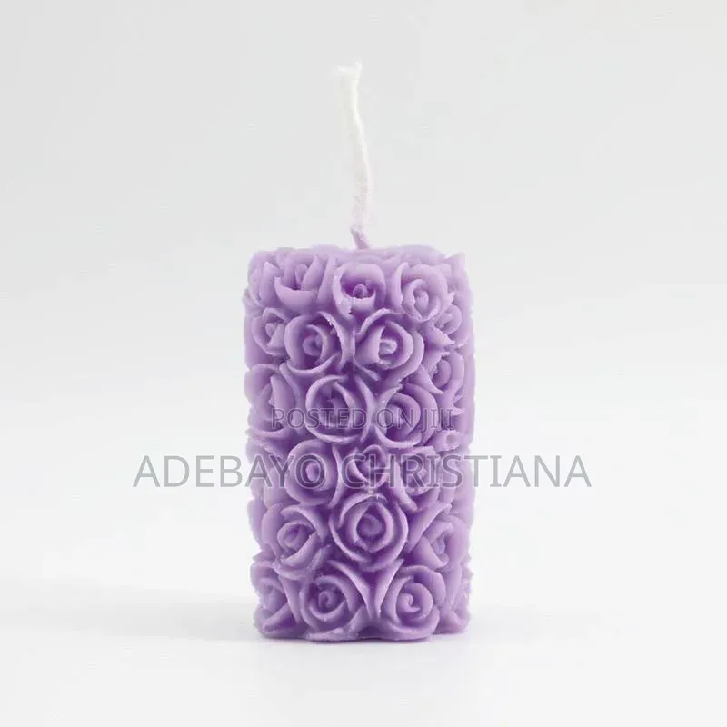Cylindrical Roses Scented Candle