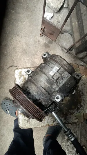 Toyota Corolla Compressor 2005