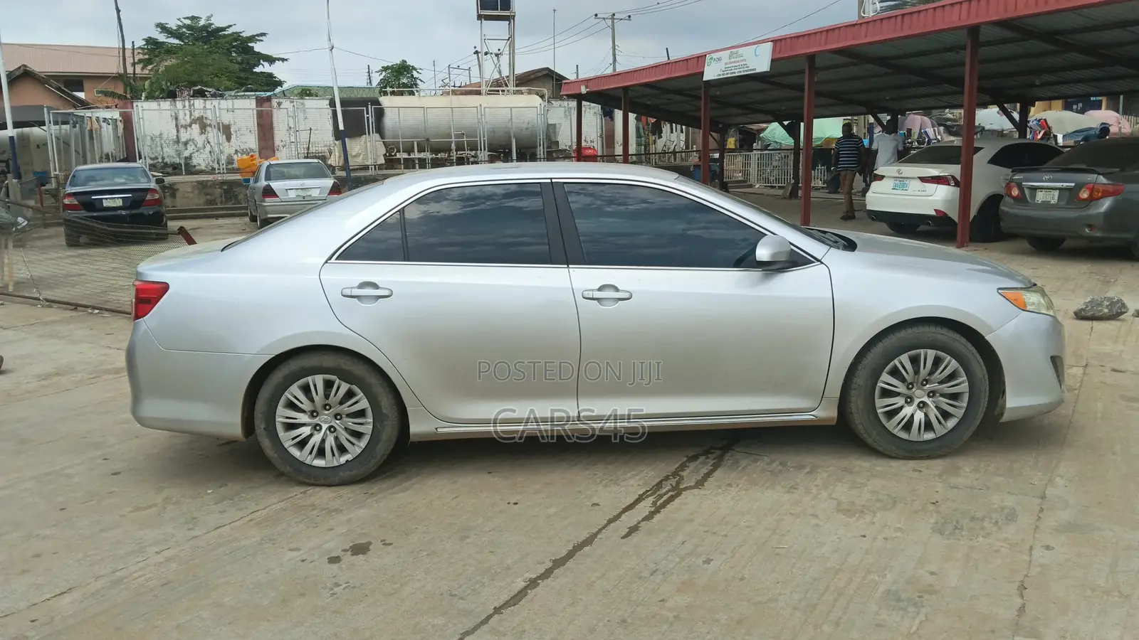 Toyota Camry 2012 Silver