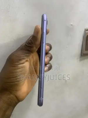 Apple iPhone 11 64 GB Blue