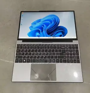 New Laptop 8GB Intel Core i7 SSD 512GB