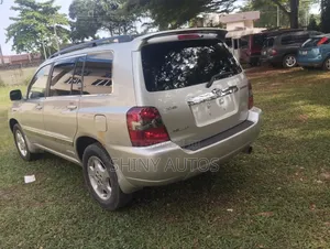 Toyota Highlander 2006 Silver