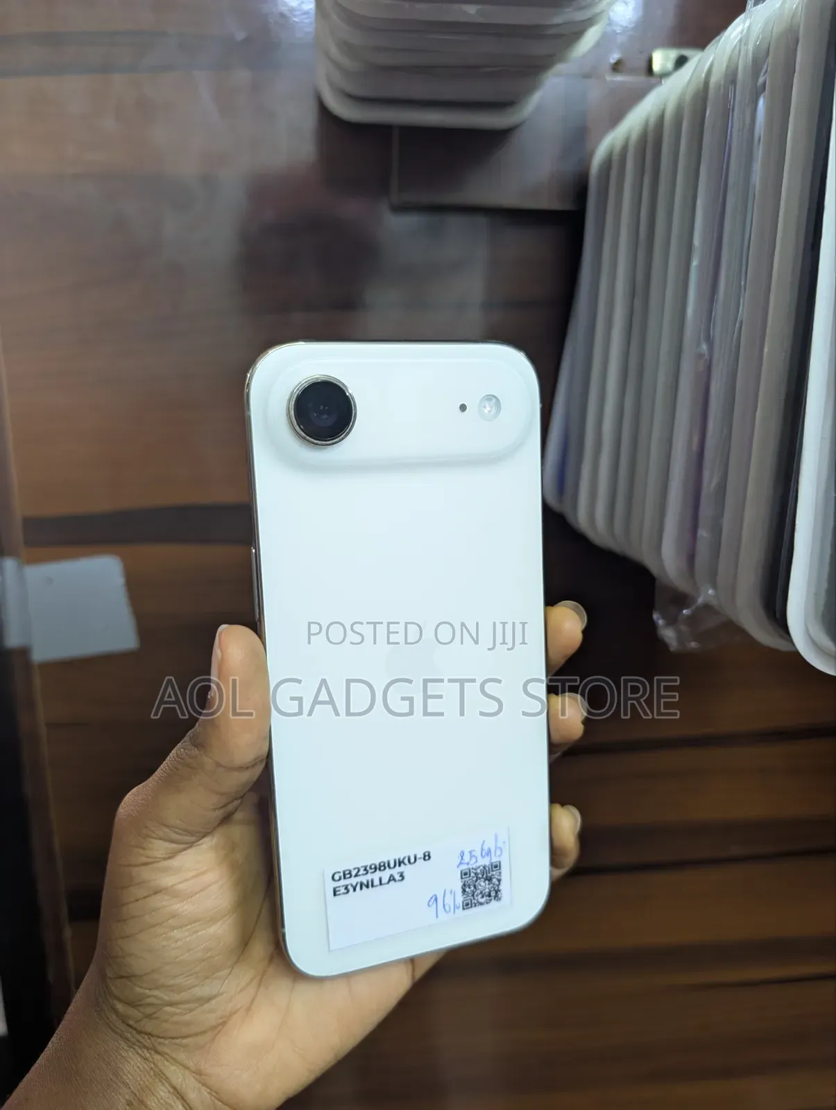 Apple iPhone Air 256 GB Gold