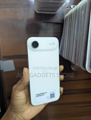 Apple iPhone Air 256 GB Gold