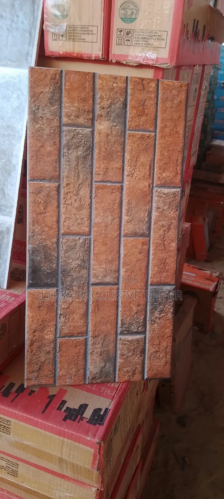 Crack Wall 25x50cm