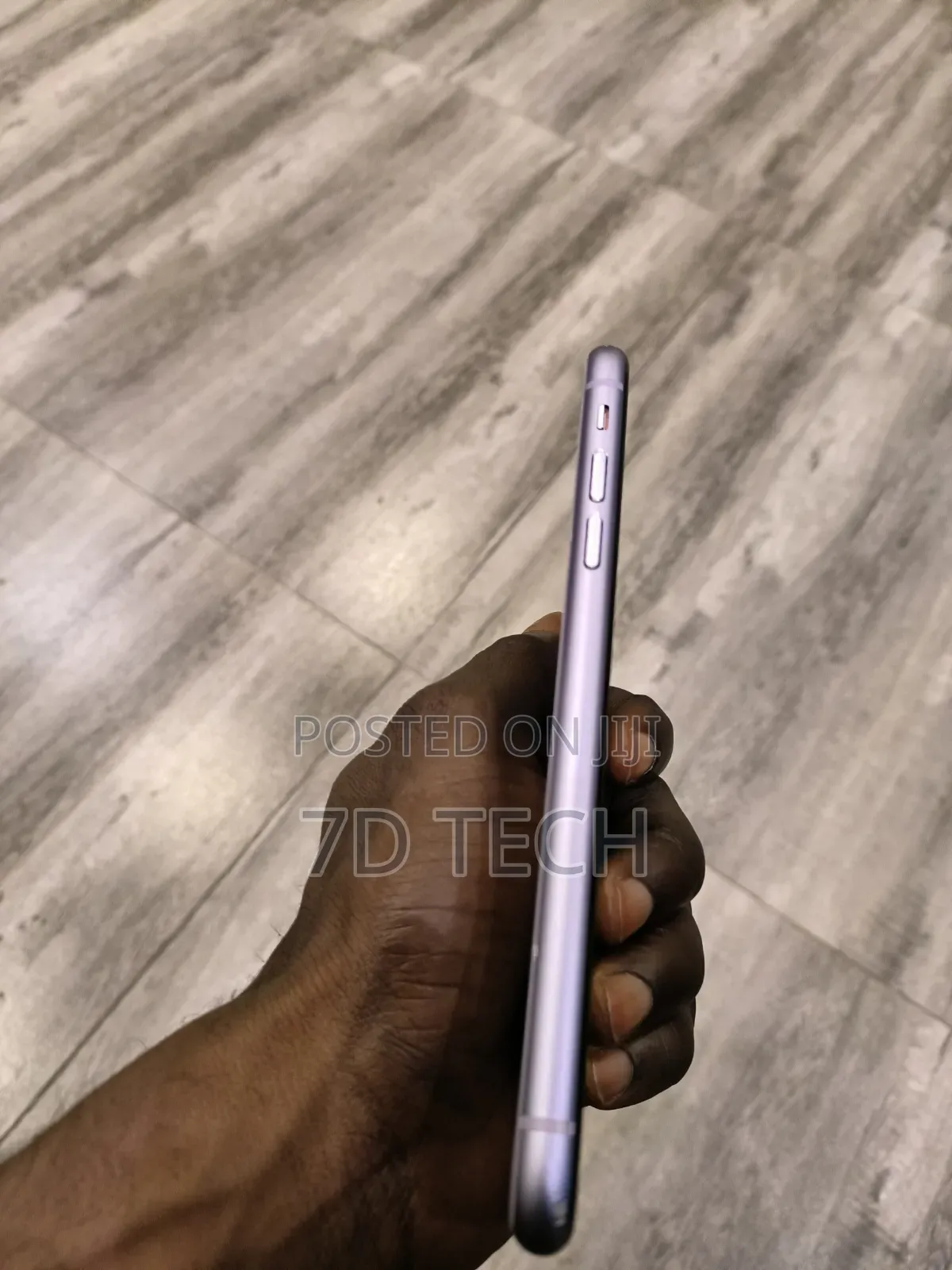 Apple iPhone 11 64 GB Purple