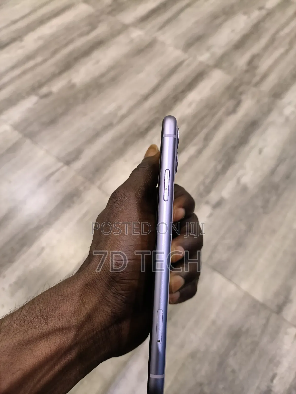 Apple iPhone 11 64 GB Purple