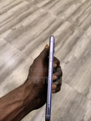 Apple iPhone 11 64 GB Purple