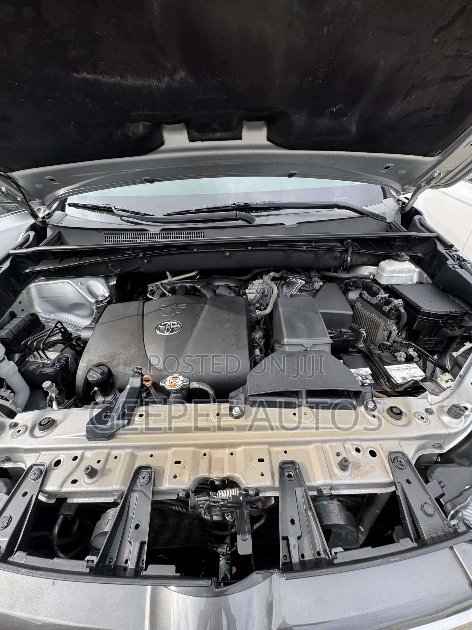 Toyota Highlander XLE 2019 Silver