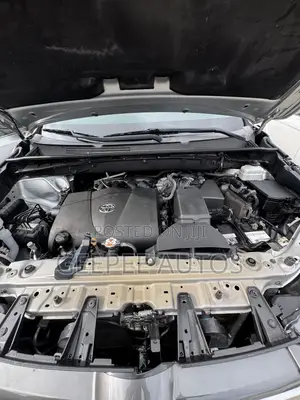 Toyota Highlander XLE 2019 Silver
