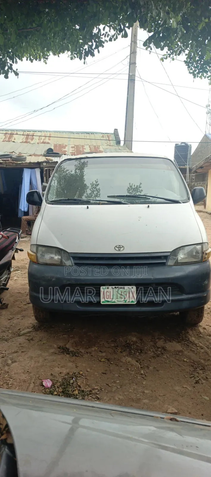 Toyota HiAce 2006 White