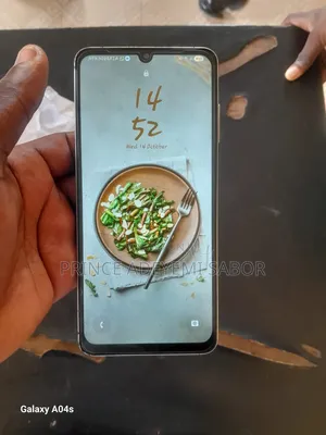 Samsung Galaxy A06 128 GB Gold