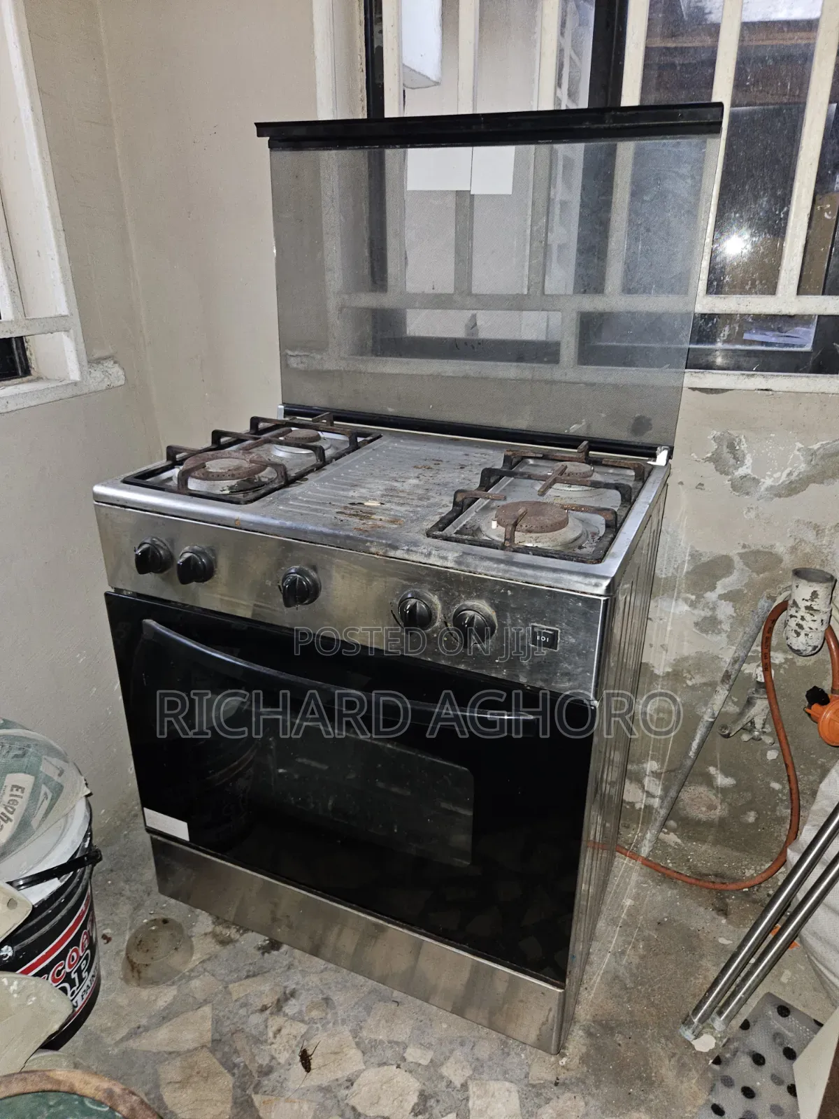 4 Burner Gas Cooker