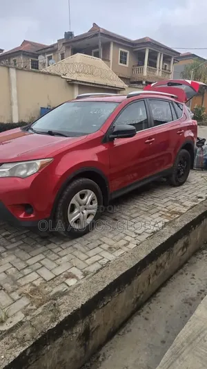 Toyota RAV4 2015 Red