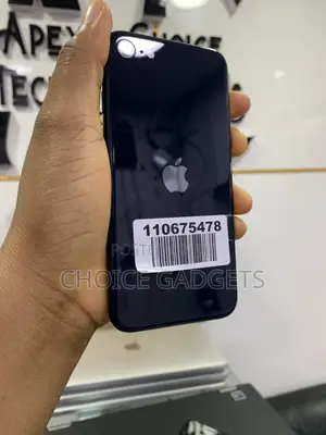 Apple iPhone SE 64 GB Black