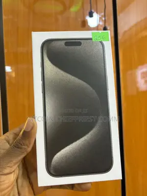 New Apple iPhone 15 Pro Max 256 GB Silver