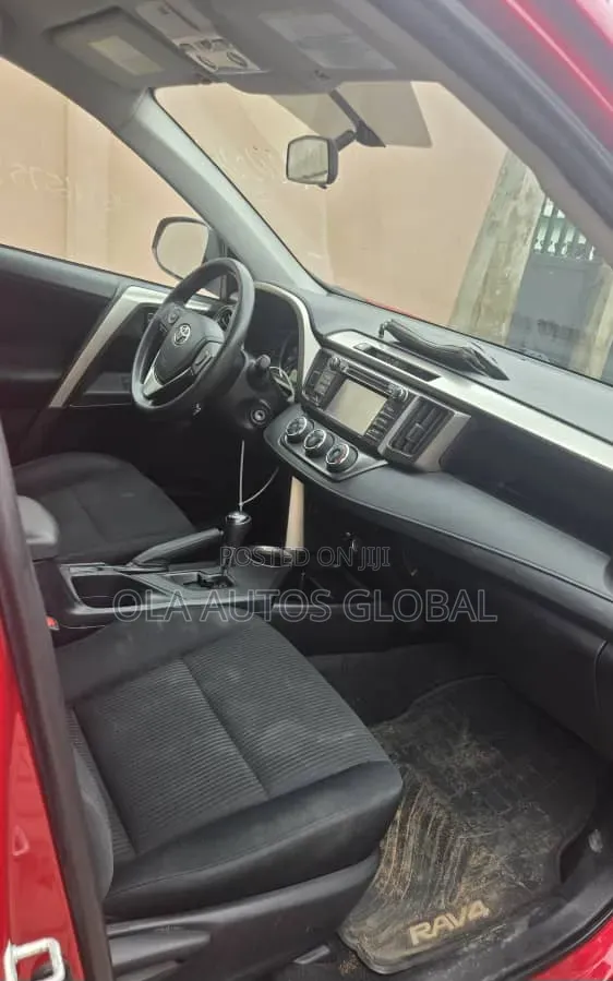 Toyota RAV4 2015 Red