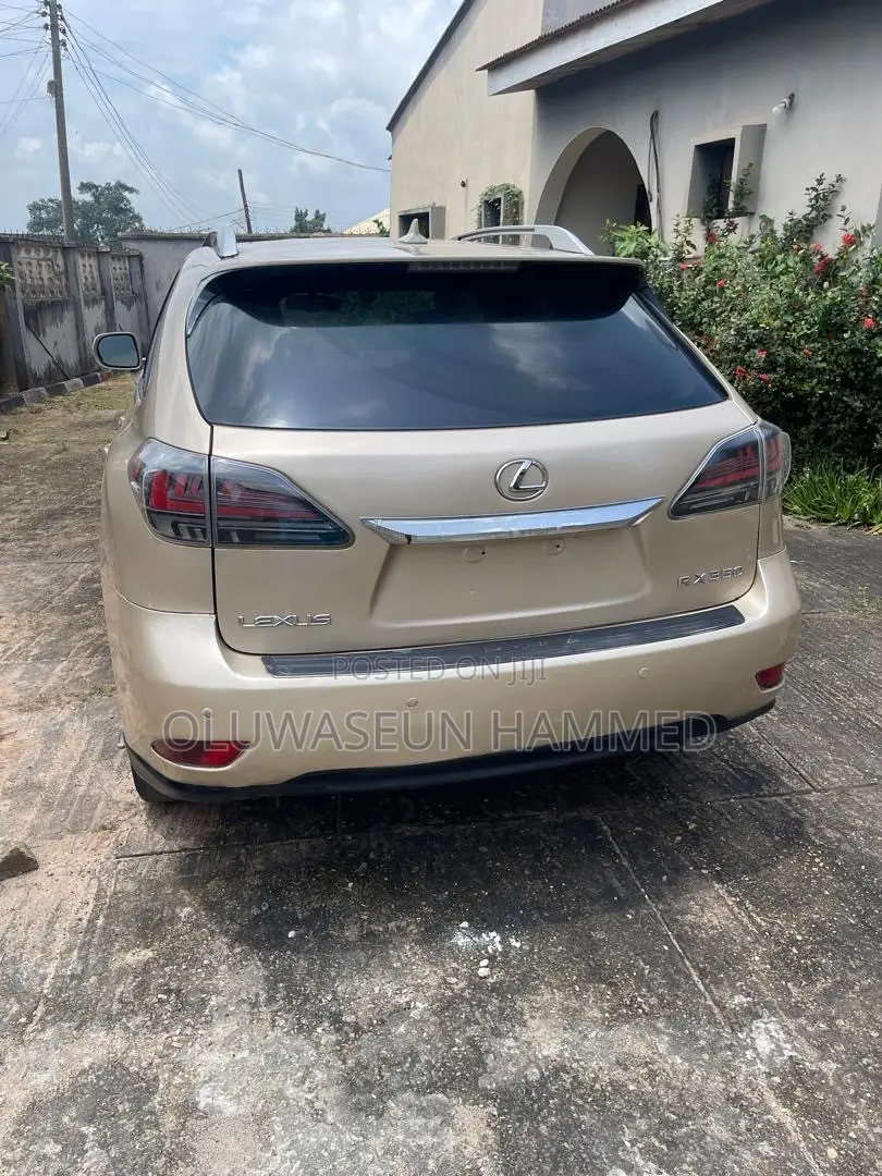 Lexus RX 350 2010 Gold