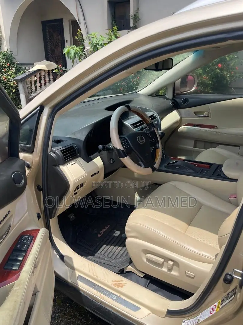 Lexus RX 350 2010 Gold