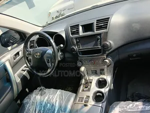 Toyota Highlander 2013 White