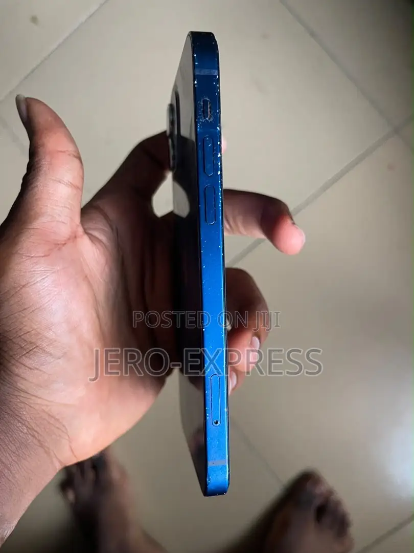 Apple iPhone 12 64 GB Blue