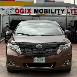 Toyota Venza 2012 Brown