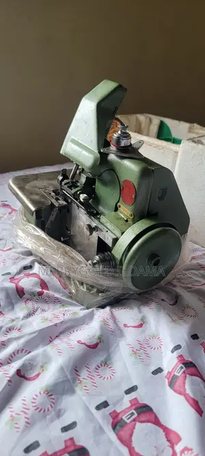 GNI-113 Amro Overlock Sewing Machine