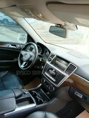 Mercedes-Benz GLE-Class 2015 White