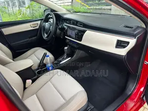Toyota Corolla 2015 Red