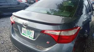 Toyota Corolla 2015 Black