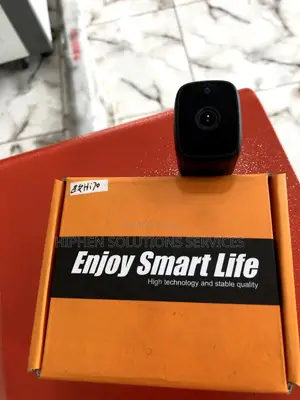 Small WiFi Camera With Remote Operation