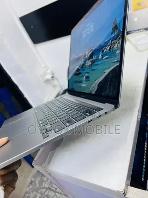 Laptop Apple MacBook Pro 2020 16GB Intel Core i7 SSD 512GB
