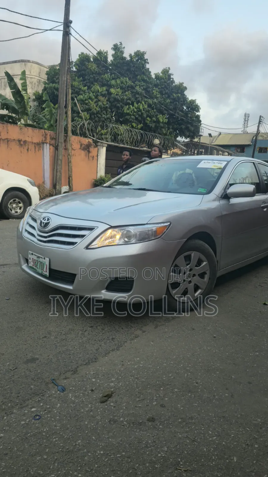 Toyota Camry 2010 Silver