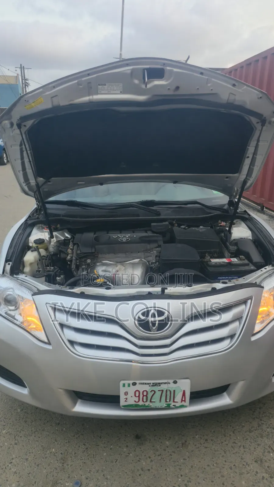 Toyota Camry 2010 Silver