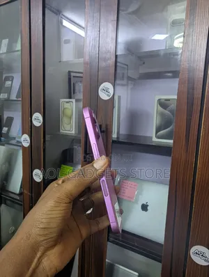 Apple iPhone 16 128 GB Pink