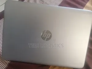 Laptop HP 15-da2933nia 8GB Intel Core i5 SSD 512GB