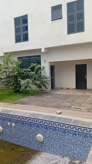 5bdrm Duplex in Mini Estate, Asokoro for sale