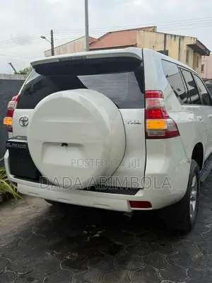 Toyota Land Cruiser Prado 4.0 Petrol TX-L 2016 White