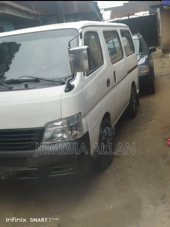 Nissan NV200 2009 White