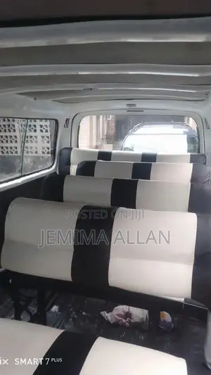 Nissan NV200 2009 White
